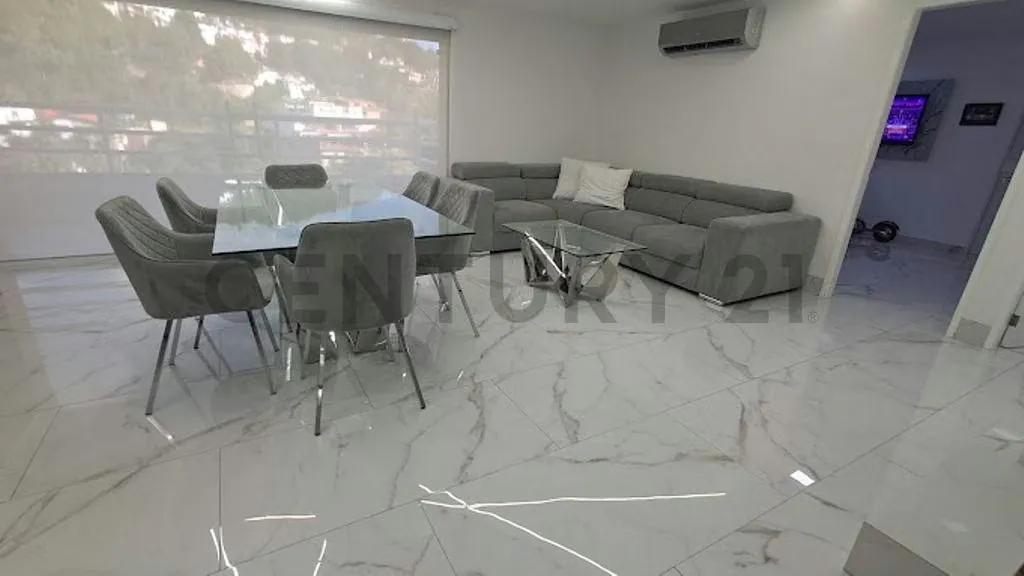 Exclusivo Penthouse en Venta – Los Chaguaramos - 16