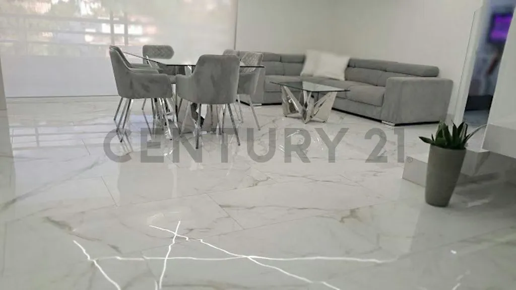 Exclusivo Penthouse en Venta – Los Chaguaramos - 6