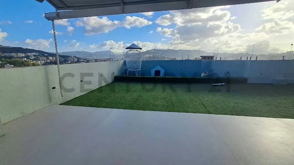 Exclusivo Penthouse en Venta – Los Chaguaramos - 10