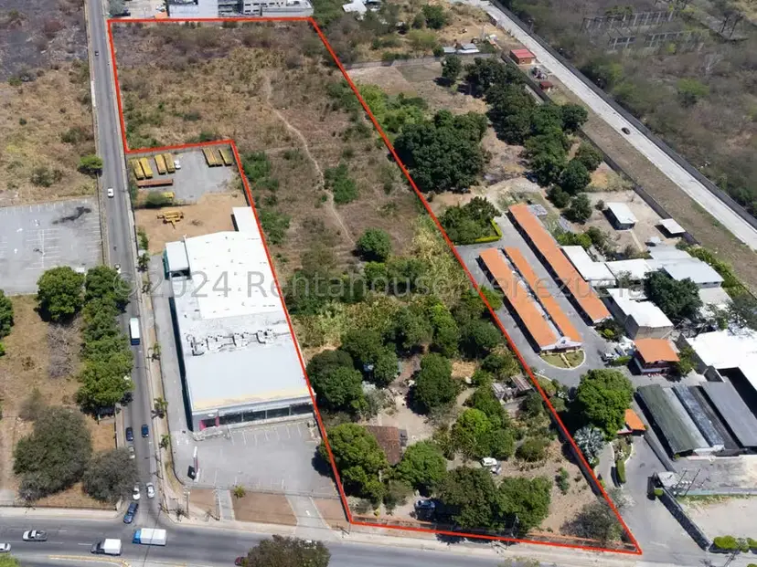 Terreno (Comercial) en Venta en La Providencia, Aragua