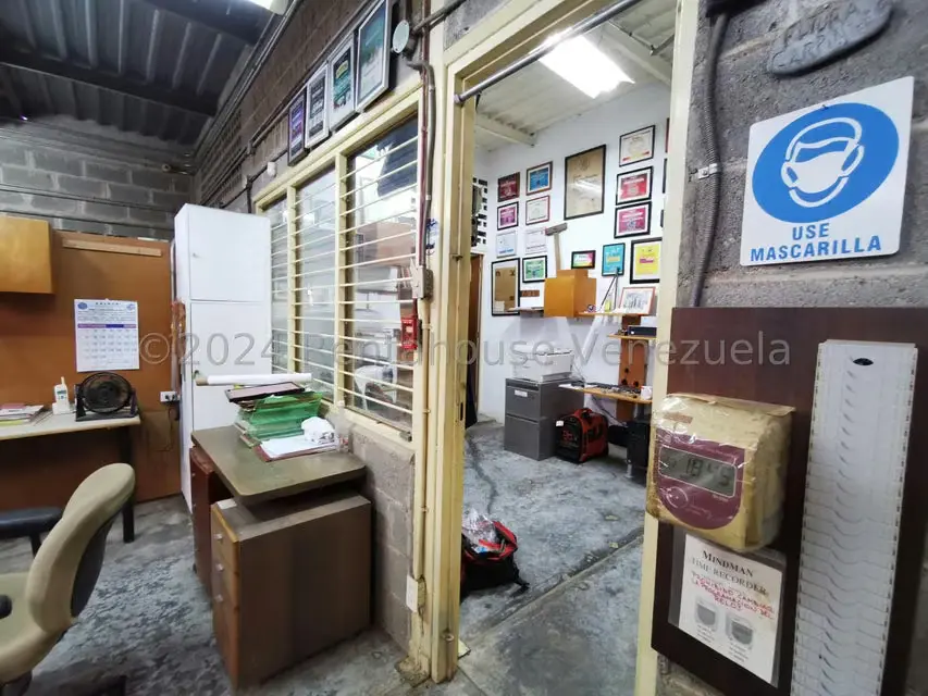 Galpon - Deposito en Venta en Baruta, Distrito Metropolitano - 24