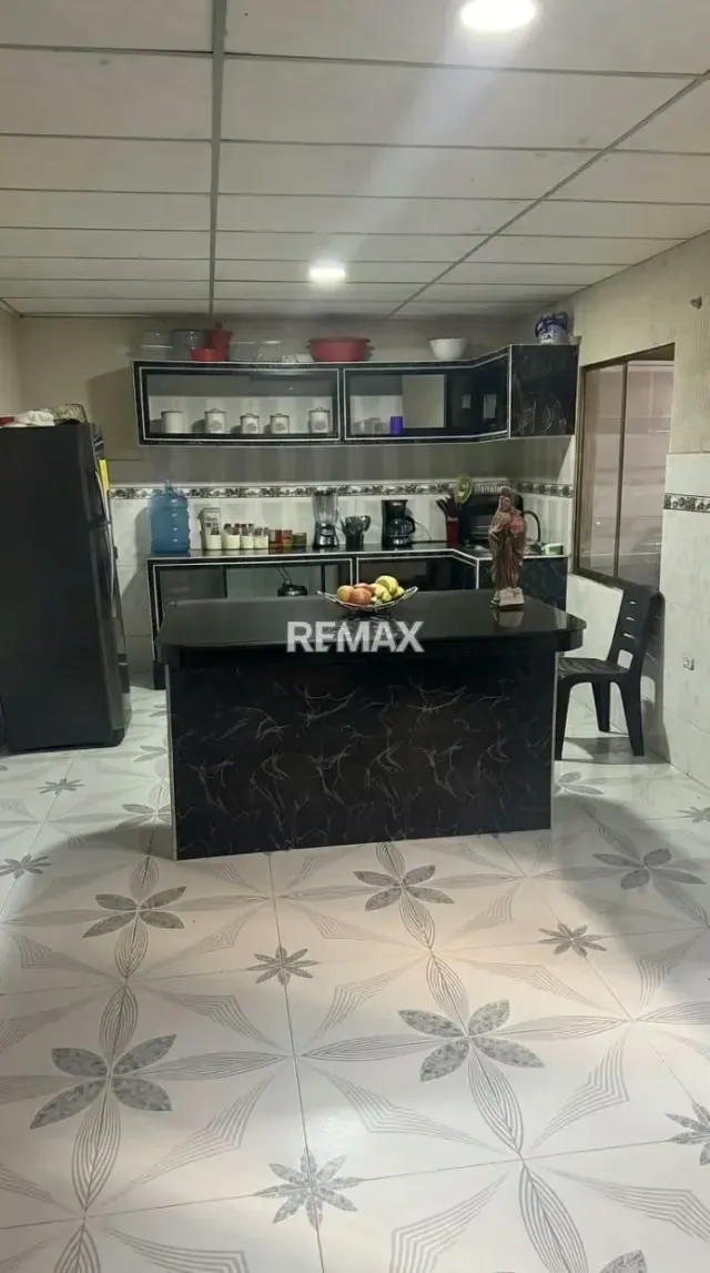 CASA EN VENTA EN LA FRIA Ubicación Barrio Las Delicias Calle 13 en La Fría. - 4