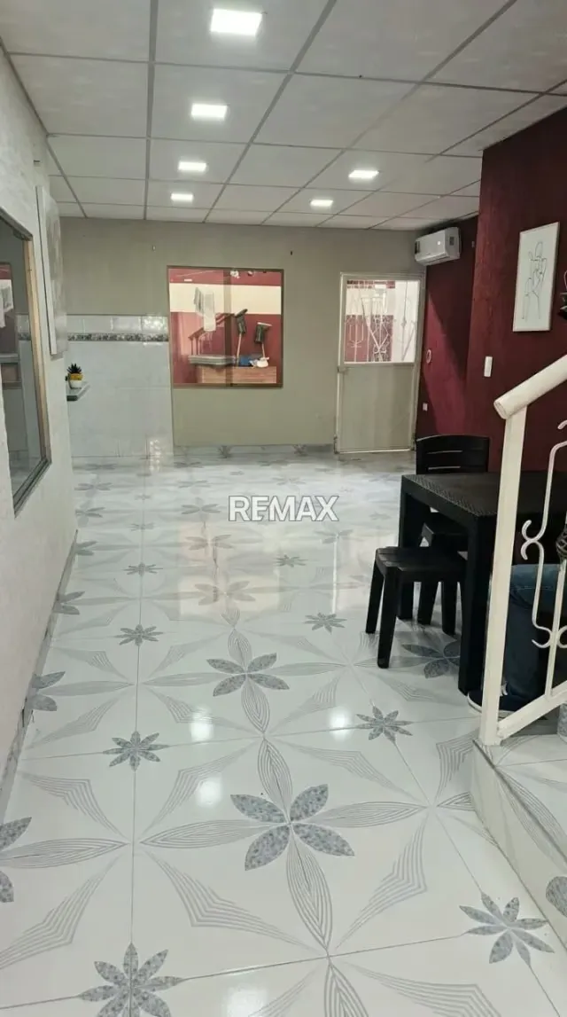 CASA EN VENTA EN LA FRIA Ubicación Barrio Las Delicias Calle 13 en La Fría. - 7