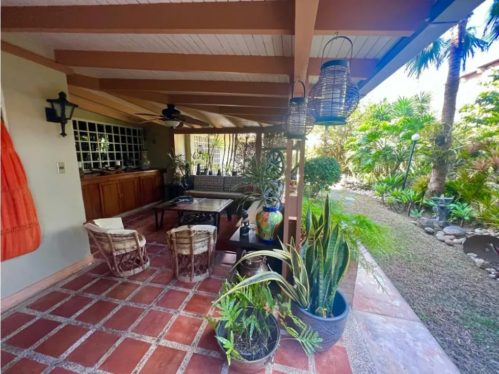 Se vende PB 220m² 3h+1s/4b+1s/3p Los Samanes - 5