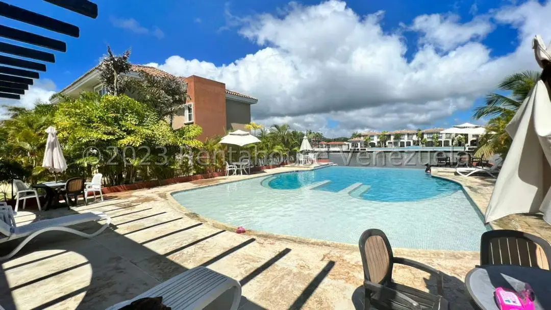 Townhouse (1 Nivel) en Venta en Puerto Encantado, Miranda - 19