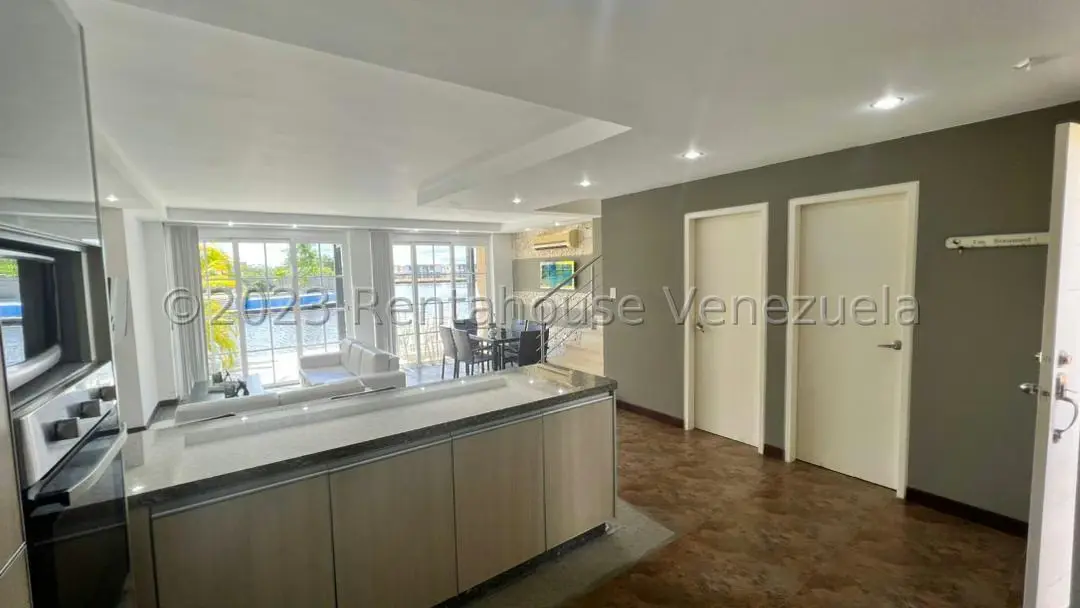 Townhouse (1 Nivel) en Venta en Puerto Encantado, Miranda - 22