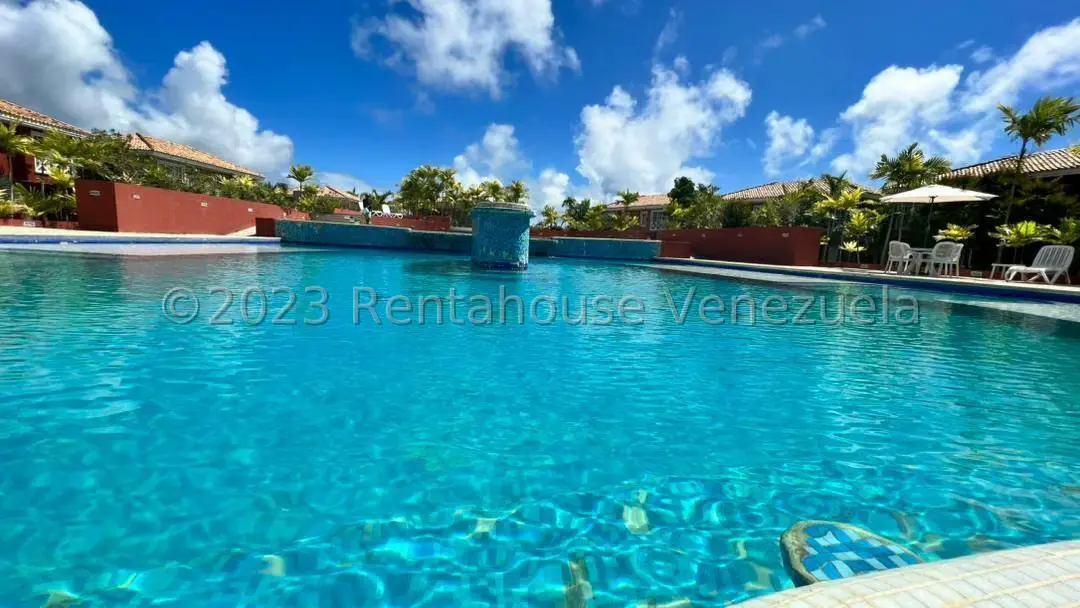 Townhouse (1 Nivel) en Venta en Puerto Encantado, Miranda - 38