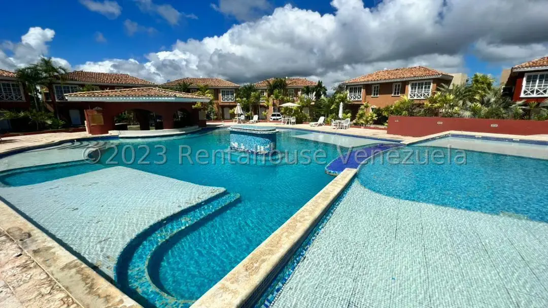 Townhouse (1 Nivel) en Venta en Puerto Encantado, Miranda - 60