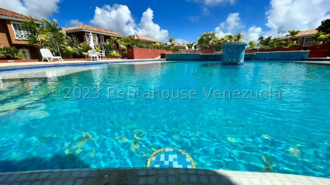 Townhouse (1 Nivel) en Venta en Puerto Encantado, Miranda - 61