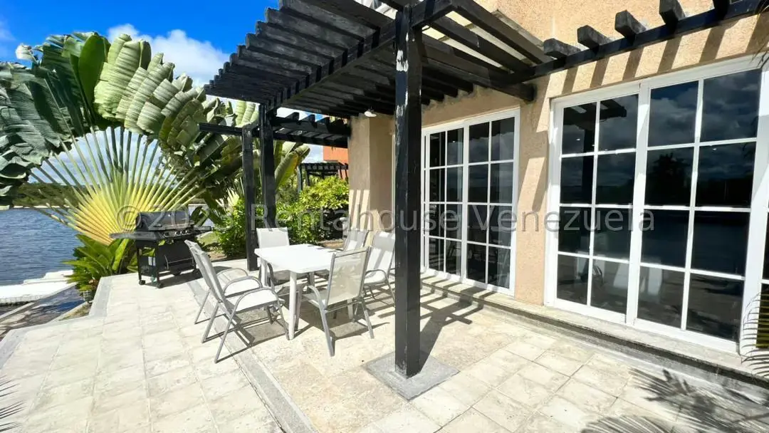 Townhouse (1 Nivel) en Venta en Puerto Encantado, Miranda - 10