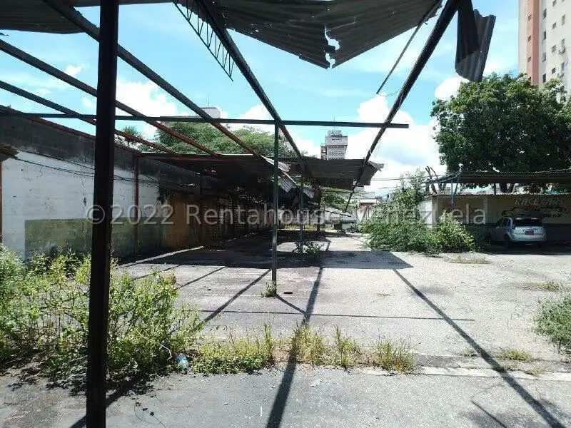 Terreno (Comercial) en Venta en Centro, Lara - 2