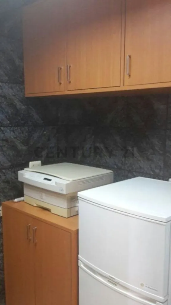 JCC - Se Alquila Oficina amoblada en los dos Caminos - 5
