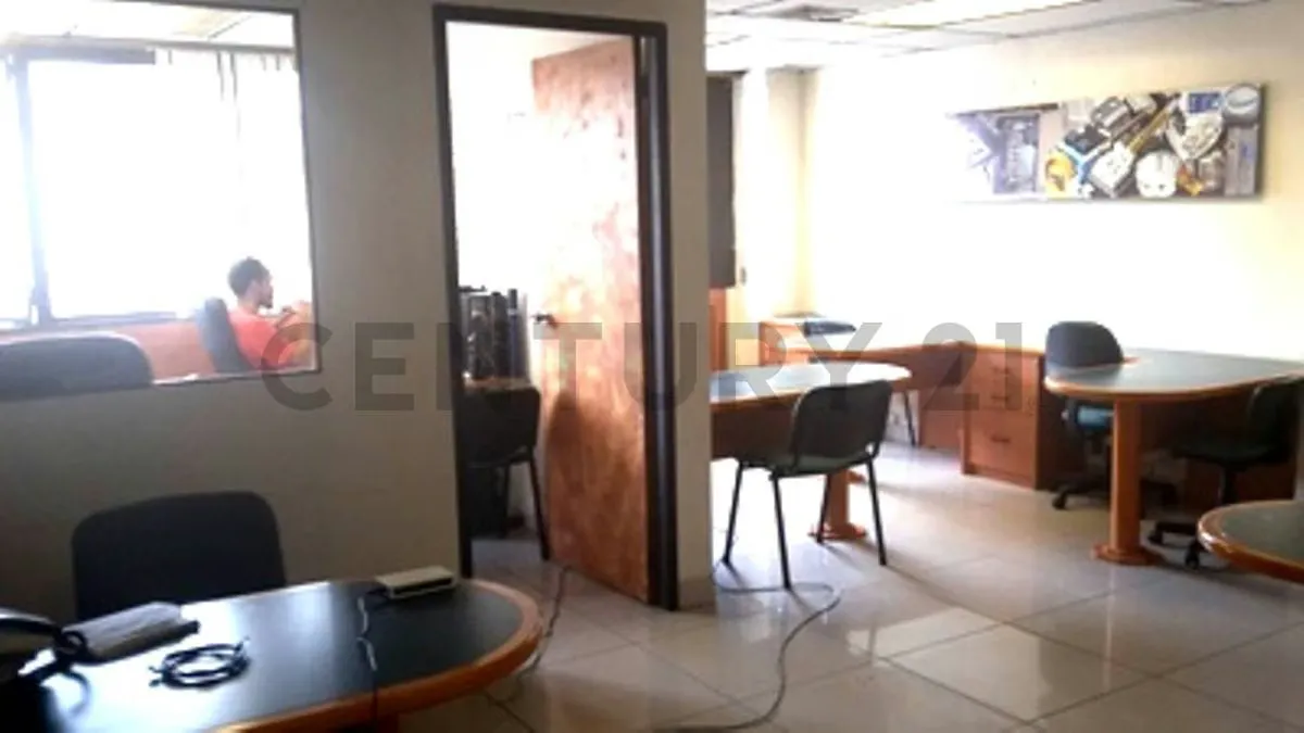 JCC - Se Alquila Oficina amoblada en los dos Caminos - 6
