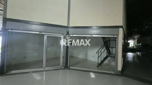 ALQUILER LOCAL COMERCIAL. CC METROMARKET. SAN DIEGO