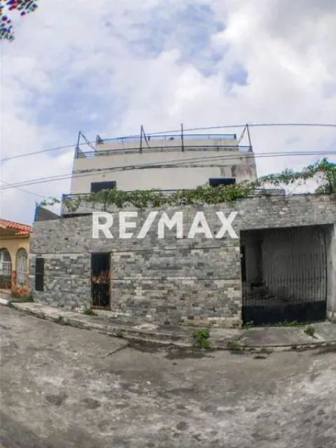 Casa en Venta Urbanizacion Almarriera - Cabudare