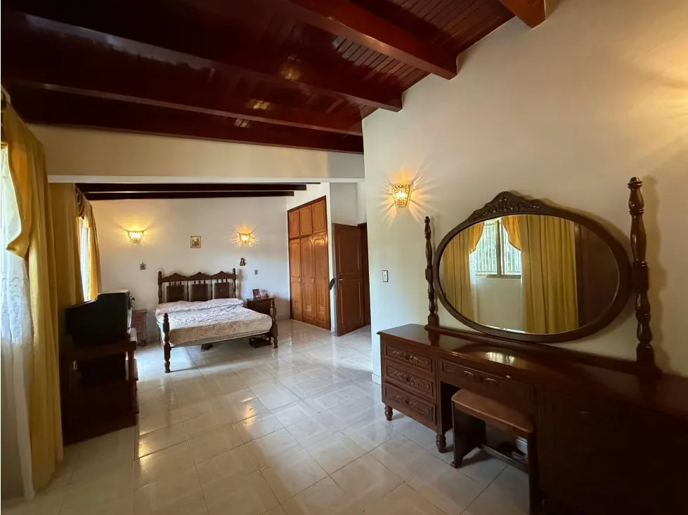 Se vende Casa 400m² 3h/4b/5p Colinas de Tamanaco - 12