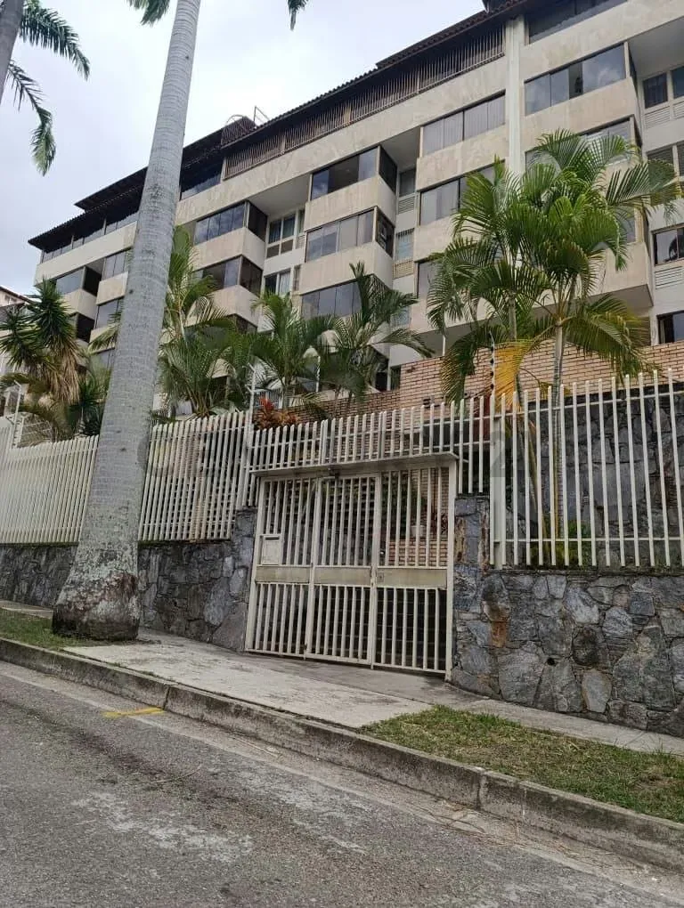Apartamento en Alquiler El Marques, Caracas