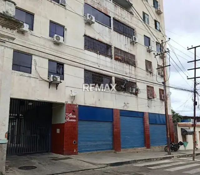 LOCAL COMERCIAL (100m2) Calle Comercio