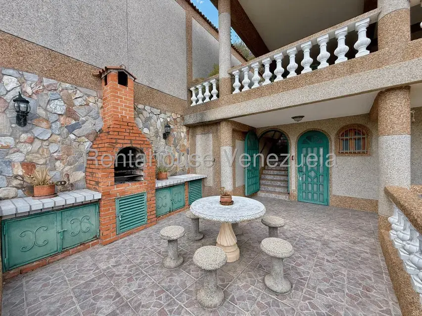 Casa (Multipes Niveles) en Venta en El Cafetal, Distrito Metropolitano - 8