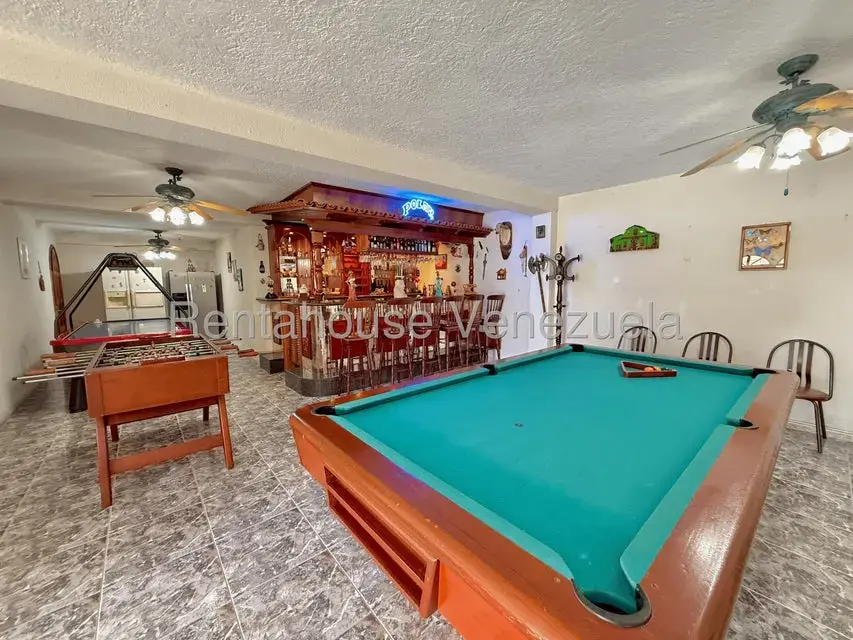 Casa (Multipes Niveles) en Venta en El Cafetal, Distrito Metropolitano - 9