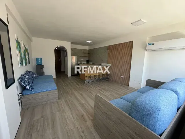 Se Vende Moderno Dúplex de 96 m2 totalmente Remodelado en Residencias Ancorage