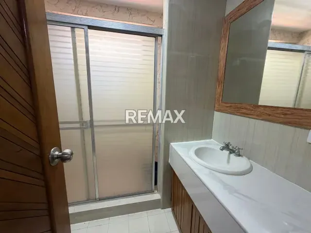 Se Vende Moderno Dúplex de 96 m2 totalmente Remodelado en Residencias Ancorage - 17