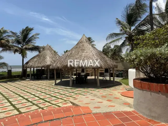 Se Vende Moderno Dúplex de 96 m2 totalmente Remodelado en Residencias Ancorage - 20