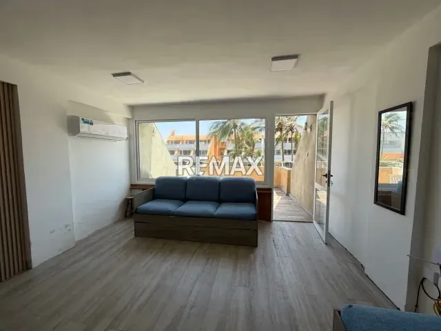 Se Vende Moderno Dúplex de 96 m2 totalmente Remodelado en Residencias Ancorage - 4