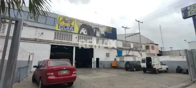 Galpón en venta Parque Comercial Castillito, San Diego