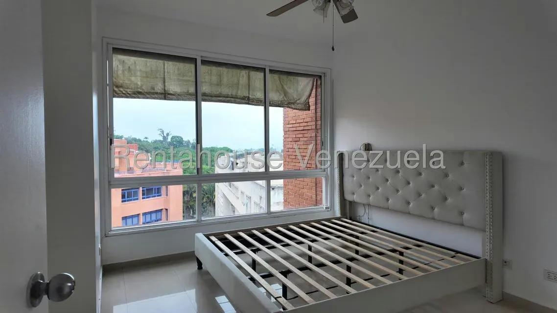 Apartamento (Duplex) en Venta en La Lagunita Country Club, Distrito Metropolitano - 4