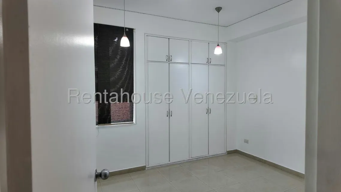 Apartamento (Duplex) en Venta en La Lagunita Country Club, Distrito Metropolitano - 9