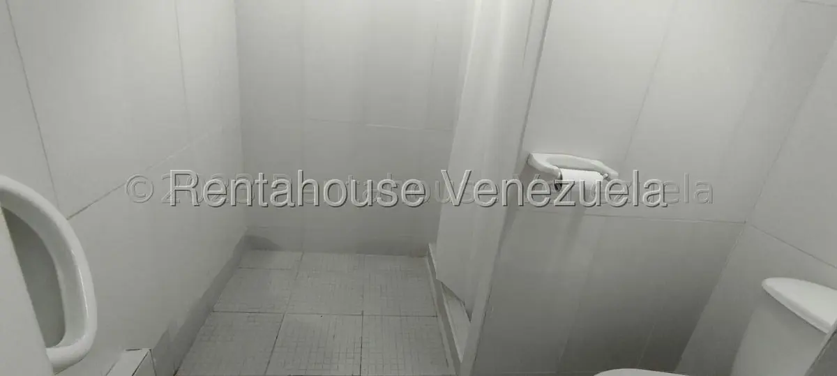 Local Comercial en Venta en Prados del Este, Distrito Metropolitano - 20