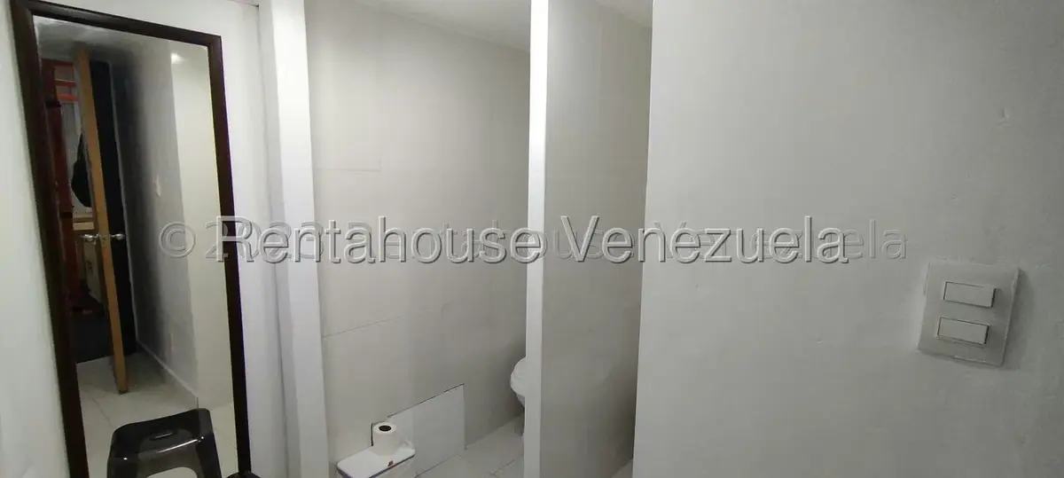 Local Comercial en Venta en Prados del Este, Distrito Metropolitano - 24