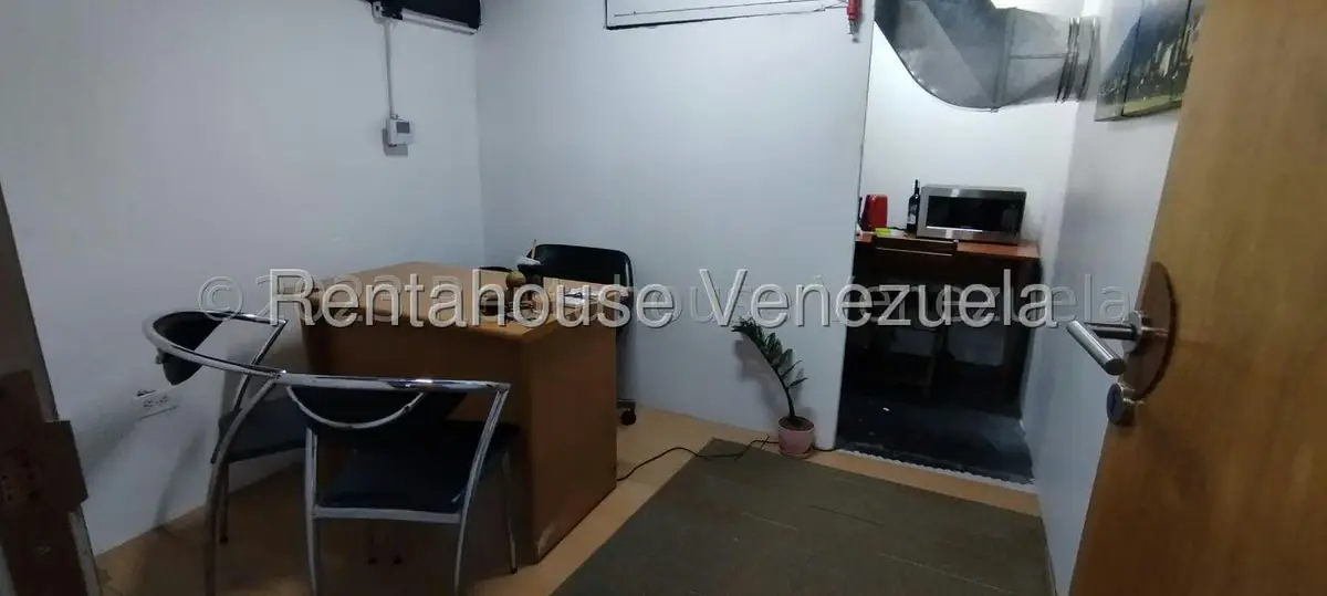 Local Comercial en Venta en Prados del Este, Distrito Metropolitano - 25