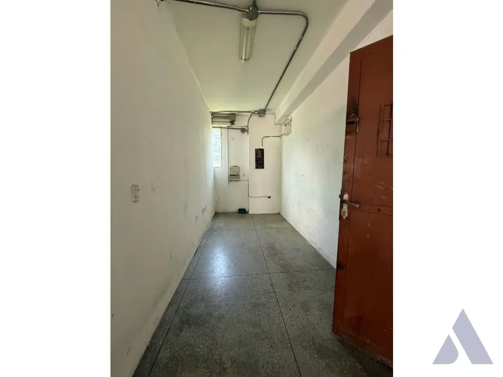 Se alquila piso industrial 600m2 El Llanito 6098 - 10