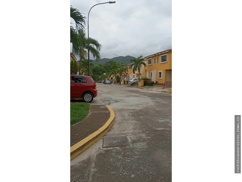 VISTA DORADA CASA EN VENTA