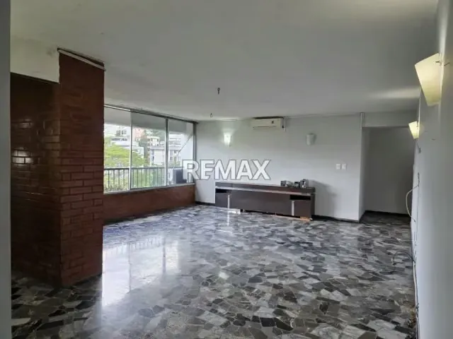 Alquiler de Apartamento en El Marques - 4