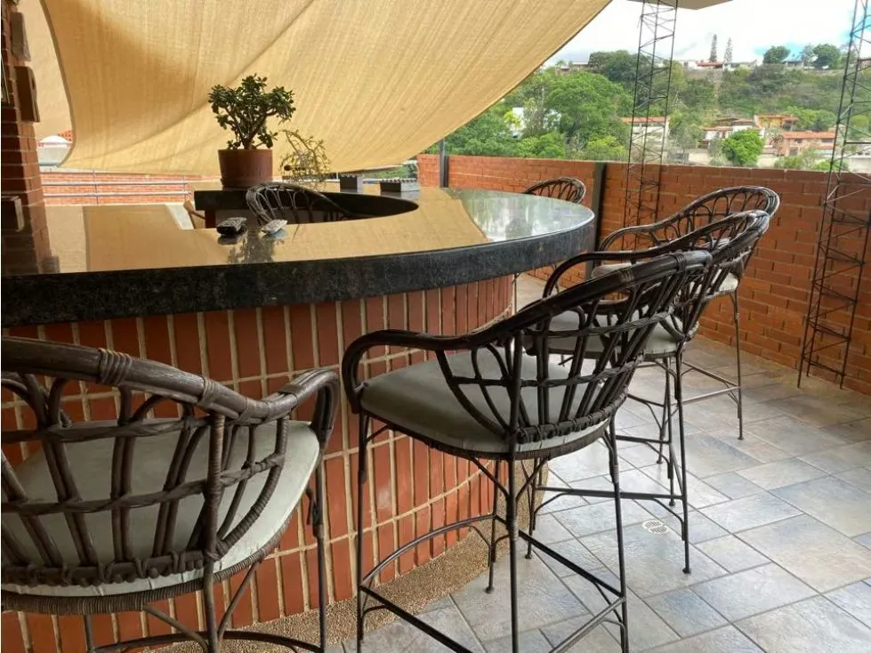 Se vende PB 300m2 3h+2s/5b/3pe Prados del Este - 7