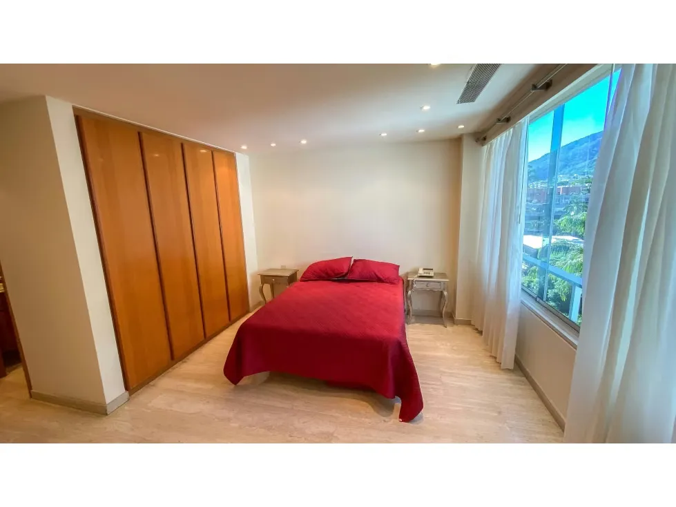 PENTHOUSE AMOBLADO DE LUJO EN LOS PALOS GRANDES TRIPLEX DE 660 M2 - 26