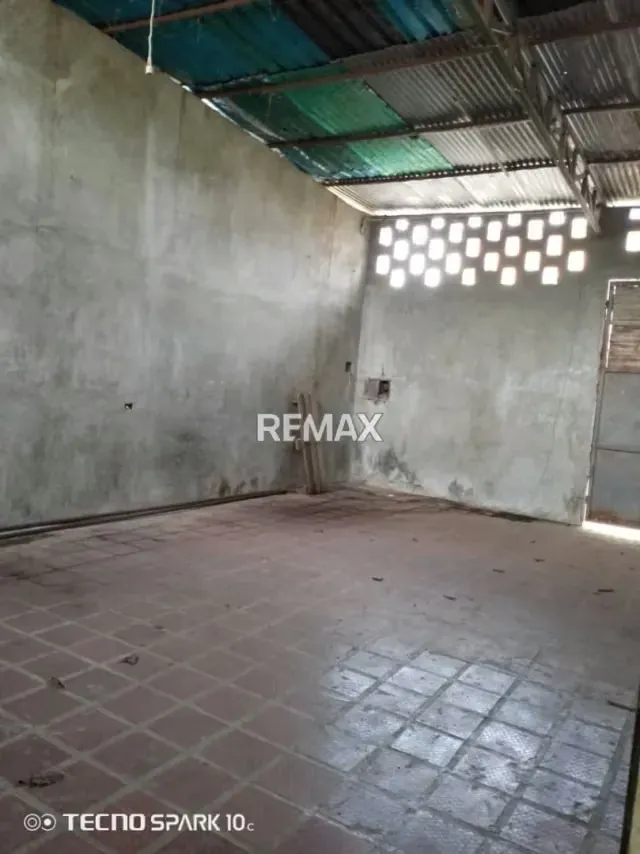 ALQUILER DE GALPON 580M2 EN LA PIEDAD