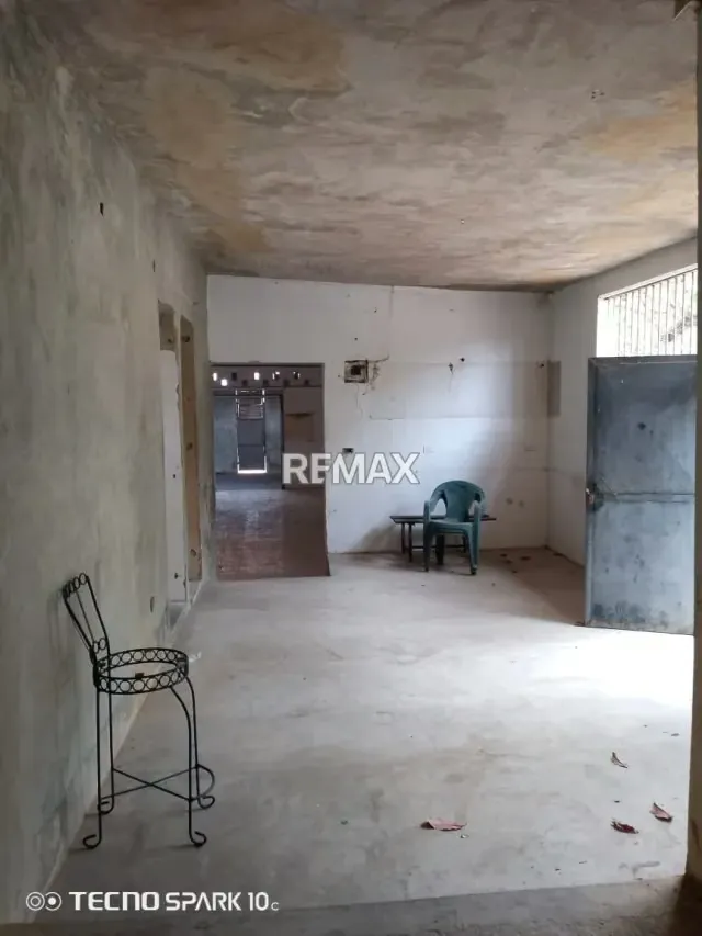 ALQUILER DE GALPON 580M2 EN LA PIEDAD - 12