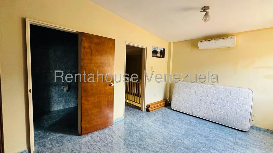 Casa (Multipes Niveles) en Venta en La Mora II, Aragua - 13