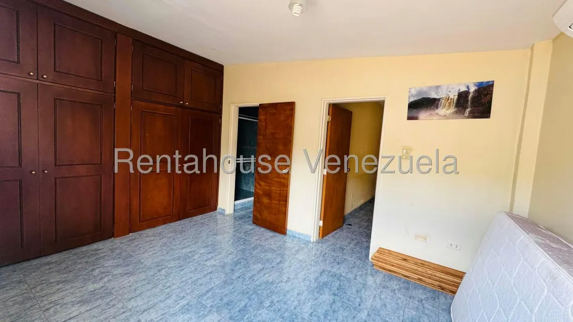 Casa (Multipes Niveles) en Venta en La Mora II, Aragua - 16
