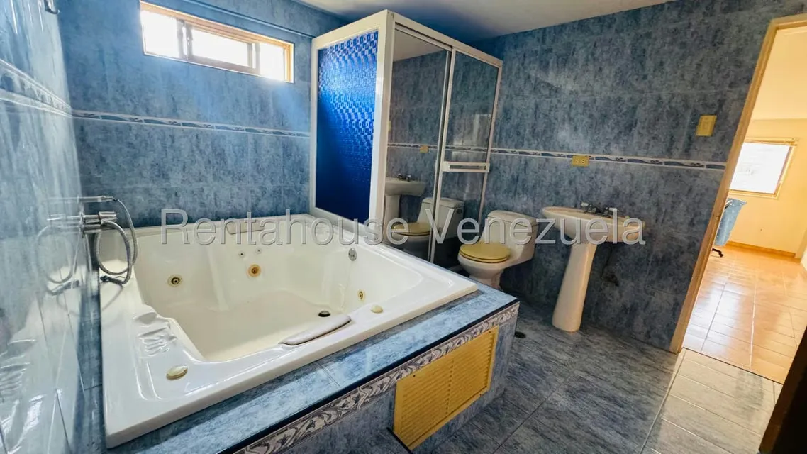 Casa (Multipes Niveles) en Venta en La Mora II, Aragua - 25