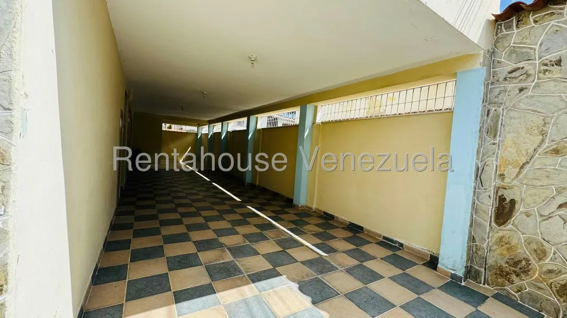 Casa (Multipes Niveles) en Venta en La Mora II, Aragua - 39