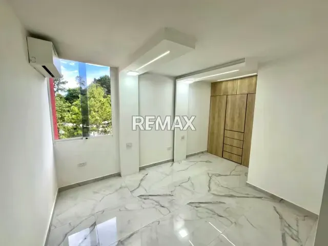 Apartamento Urb Arboleda* Ferrero Tamayo - 8