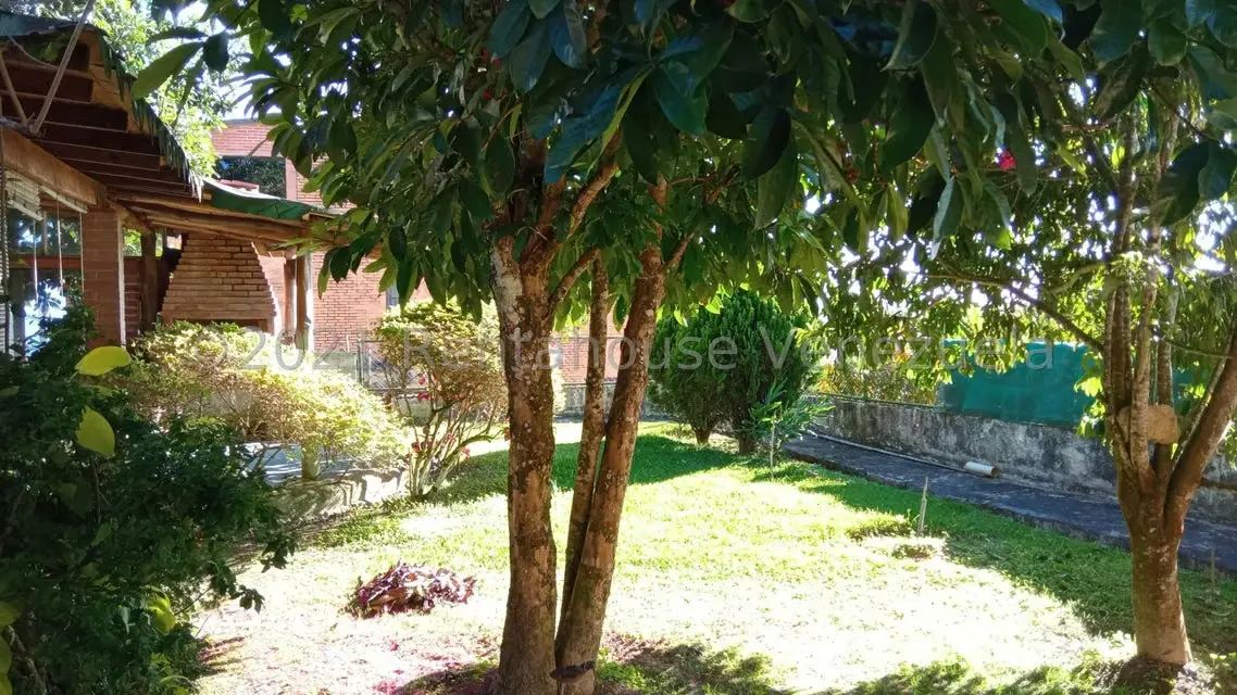 Casa (Duplex) en Venta en Oripoto, Distrito Metropolitano - 21