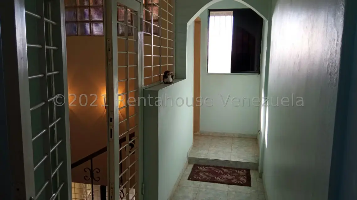 Casa (Duplex) en Venta en Oripoto, Distrito Metropolitano - 26