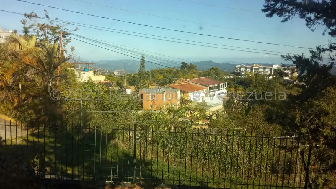 Casa (Duplex) en Venta en Oripoto, Distrito Metropolitano - 27