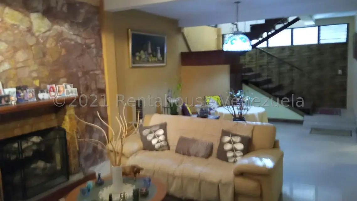 Casa (Duplex) en Venta en Oripoto, Distrito Metropolitano - 5
